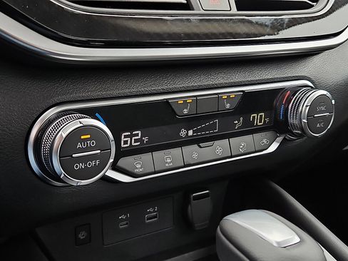 New 2025 Nissan Altima 2.5 SR w/ SR Premium Package image 14