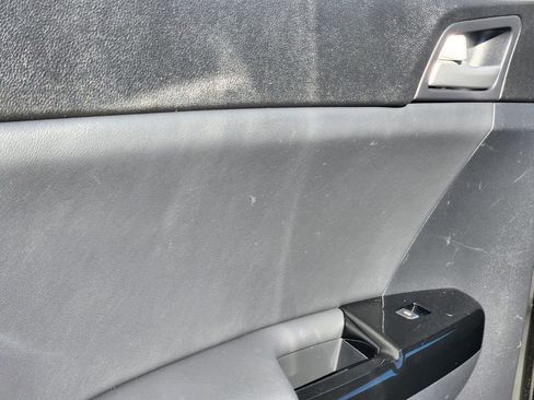 Used 2020 Kia Sportage EX image 13