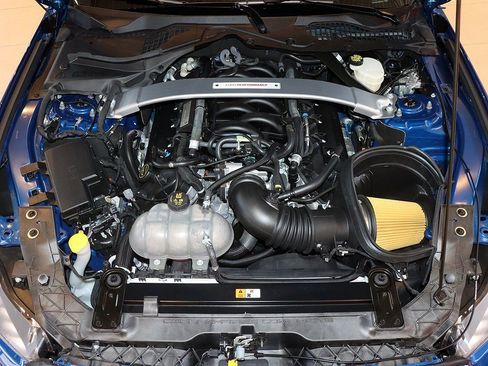 Used 2017 Ford Mustang Shelby GT350R w/ GT350R Equipment Group 920A image 60