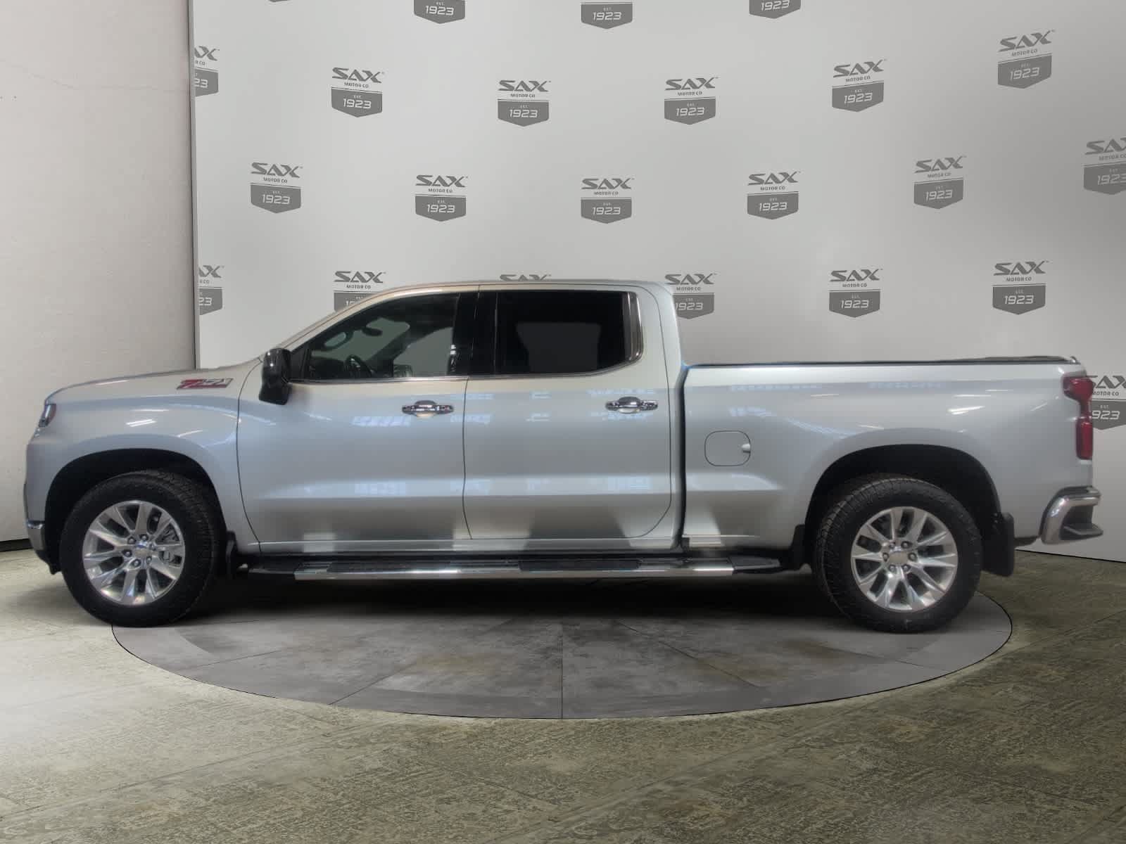 Used 2021 Chevrolet Silverado 1500 LTZ w/ LTZ Premium Package AWD/4WD image 2
