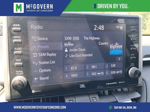 Used 2022 Toyota RAV4 Limited AWD/4WD image 29