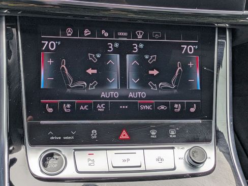 Used 2025 Audi Q8 Prestige w/ Prestige Package image 15