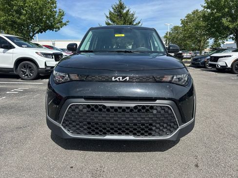Used 2023 Kia Soul S FWD image 2