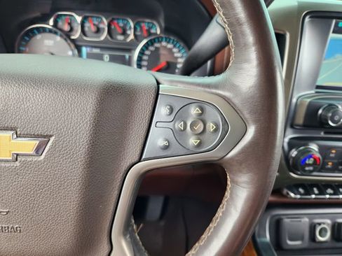Used 2016 Chevrolet Silverado 2500 High Country w/ Duramax Plus Package AWD/4WD image 26