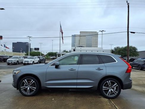 Used 2018 Volvo XC60 T5 Momentum w/ Vision Package AWD/4WD image 23