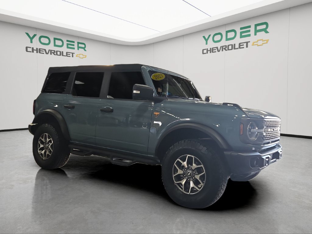 Used 2023 Ford Bronco Badlands AWD/4WD image 2