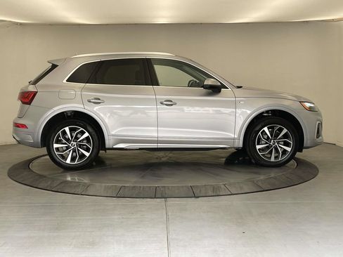 Certified 2023 Audi Q5 2.0T Premium w/ Convenience Package AWD/4WD image 8