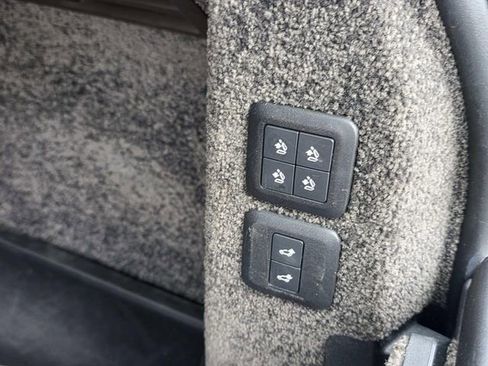 Used 2018 Land Rover Range Rover HSE image 24