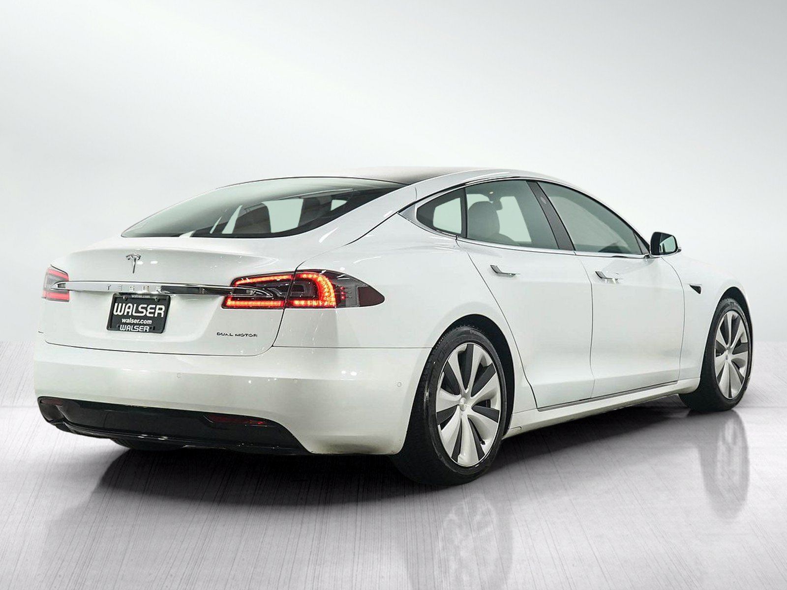 Used 2020 Tesla Model S Long Range Plus AWD/4WD image 5