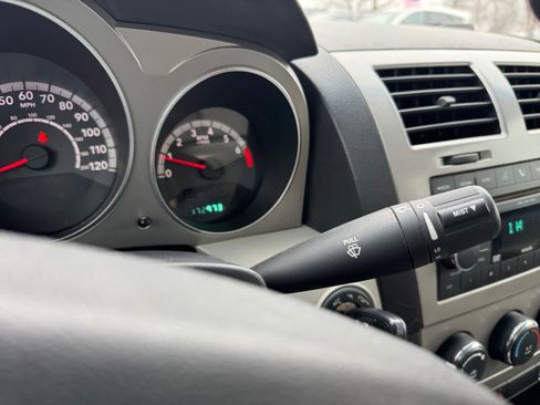 Used 2010 Dodge Avenger R/T image 16