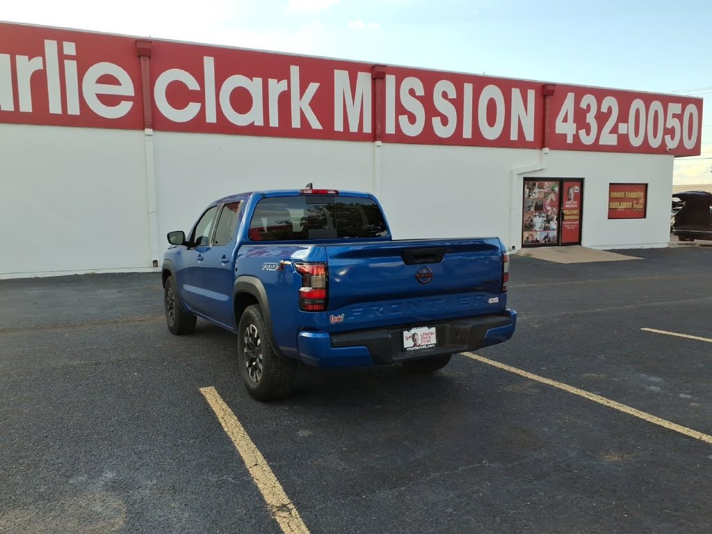 Used 2024 Nissan Frontier Pro-X RWD image 3