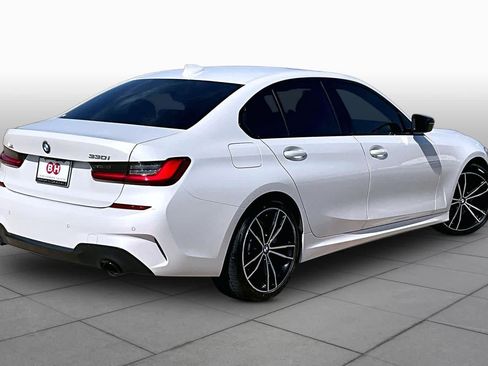 Used 2021 BMW 330i Sedan w/ M Sport Package RWD image 13