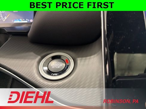 New 2025 Jeep Grand Cherokee Altitude image 27