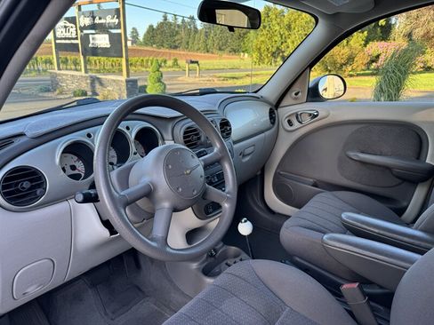 Used 2004 Chrysler PT Cruiser w/ PWR Convenience Group FWD image 8