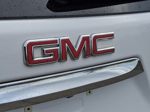 Used 2020 GMC Terrain SLE AWD/4WD image 30