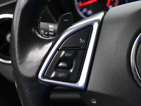 Used 2019 Chevrolet Camaro LT w/ Technology Package image 13