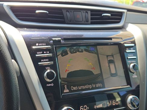 Used 2020 Nissan Murano SL w/ Moonroof Package image 18