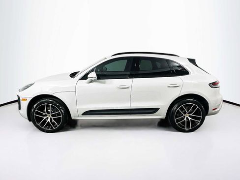 New 2026 Porsche Macan image 2