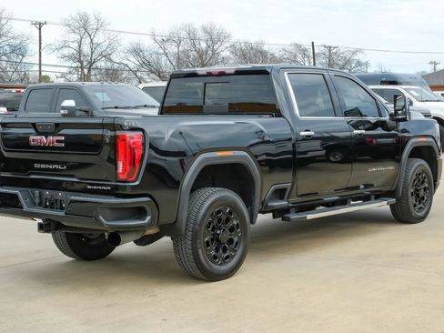 Used 2020 GMC Sierra 2500 Denali w/ Denali Ultimate Package AWD/4WD image 9