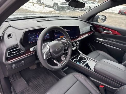 Used 2025 Chevrolet Traverse Z71 w/ Driver Confidence Package image 58