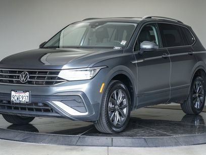 Used 2022 Volkswagen Tiguan SE