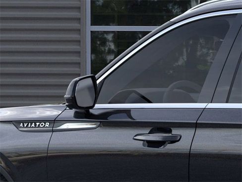 New 2025 Lincoln Aviator 2WD image 20
