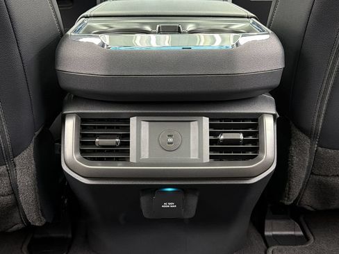 Used 2026 Ford F150 Lariat w/ Bed Utility Package AWD/4WD image 39