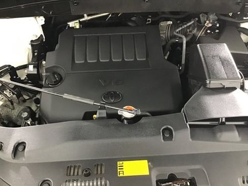 Used 2016 Toyota Highlander XLE image 25