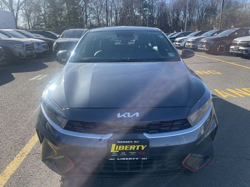 Used 2023 Kia Forte GT-Line image 2