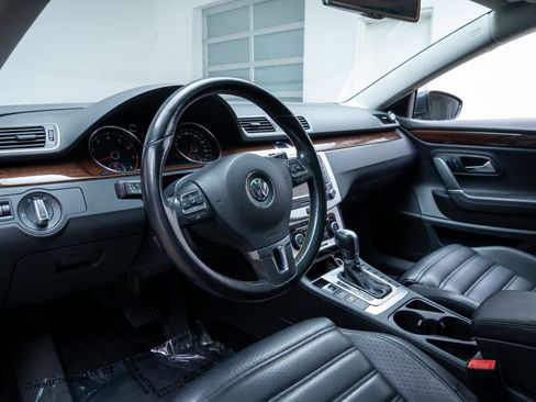 Used 2012 Volkswagen CC Lux Plus FWD image 18