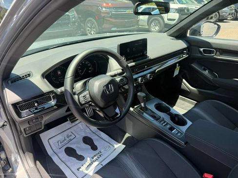 Used 2026 Honda Civic Sport image 3