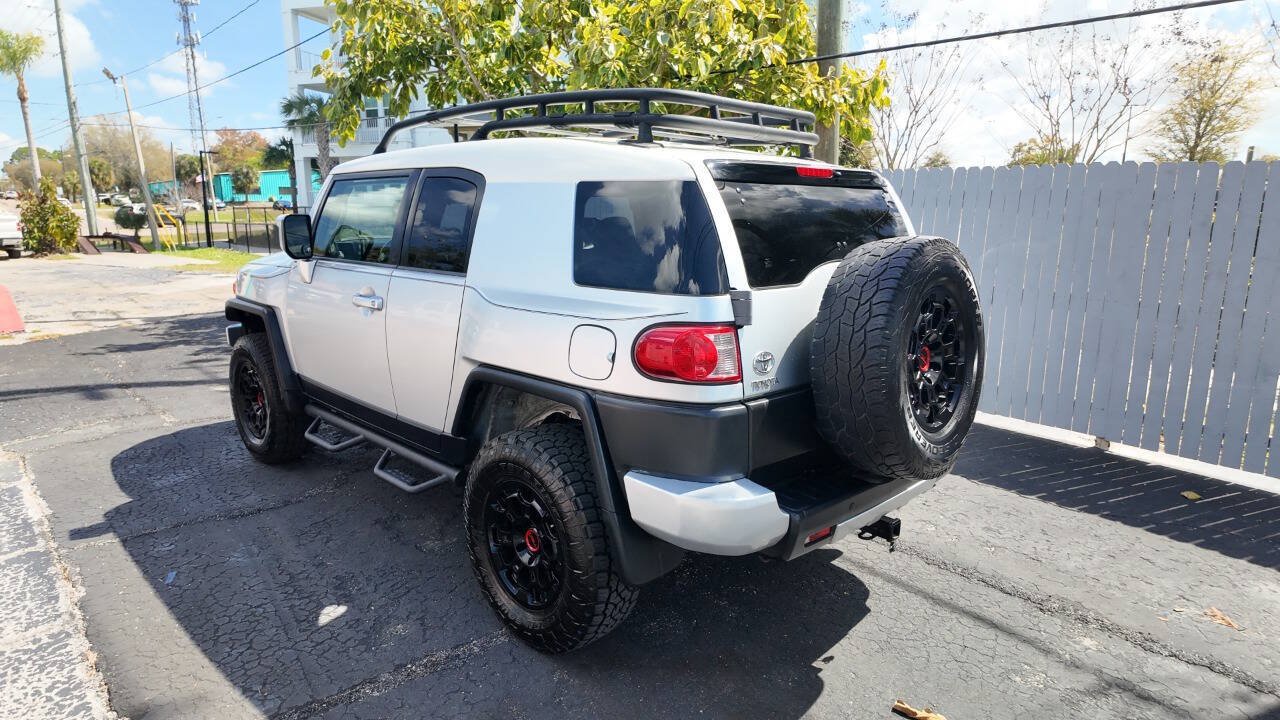 Used 2008 Toyota FJ Cruiser 4WD w/ Upgrade Pkg 2 image 6