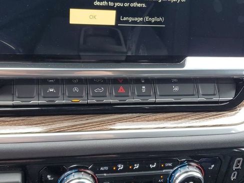 New 2026 GMC Sierra 1500 Elevation image 24