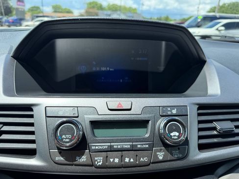 Used 2014 Honda Odyssey EX-L image 25