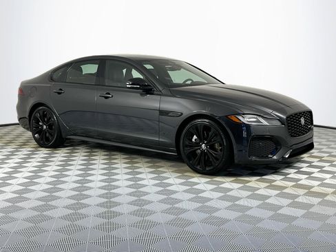 Used 2024 Jaguar XF R-Dynamic SE image 3