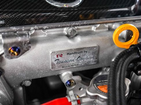 Used 2014 Nissan GT-R Premium AWD/4WD image 19