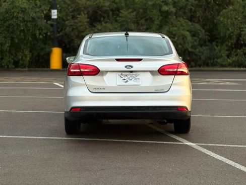 Used 2015 Ford Focus S image 4