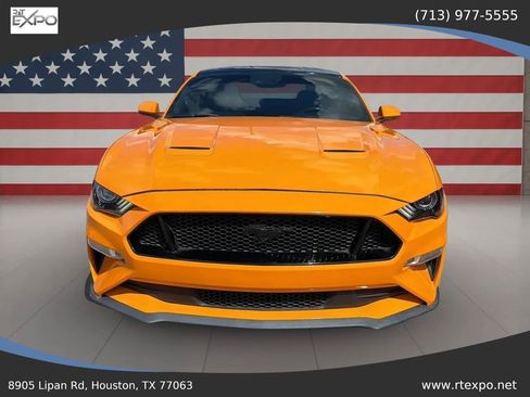 Used 2019 Ford Mustang GT w/ Equipment Group 301A image 3