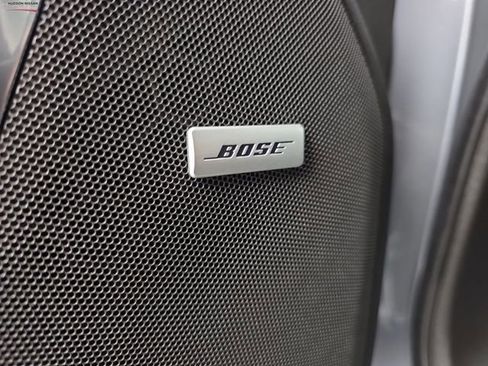 Used 2021 Chevrolet Tahoe Premier w/ Premium Package image 27