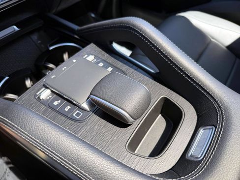 Certified 2025 Mercedes-Benz GLE 350 4MATIC image 27