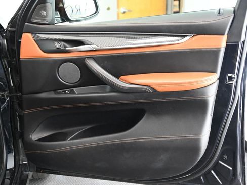 Used 2017 BMW X6 M image 21