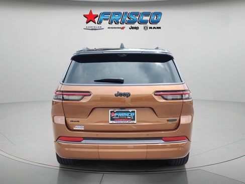 New 2026 Jeep Grand Cherokee L Summit AWD/4WD image 6