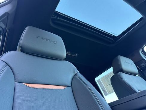 New 2026 GMC Sierra 2500 AT4 w/ AT4 Premium Plus Package image 18