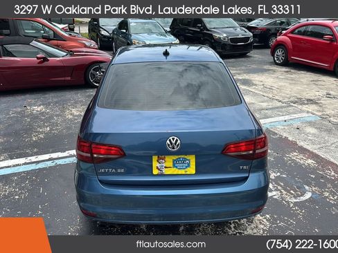 Used 2017 Volkswagen Jetta SE FWD image 7