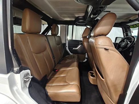 Used 2013 Jeep Wrangler Unlimited Sahara w/ Dual Top Group image 17