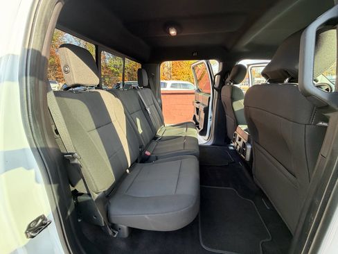 Used 2017 Ford F150 XLT w/ Equipment Group 302A Luxury image 16