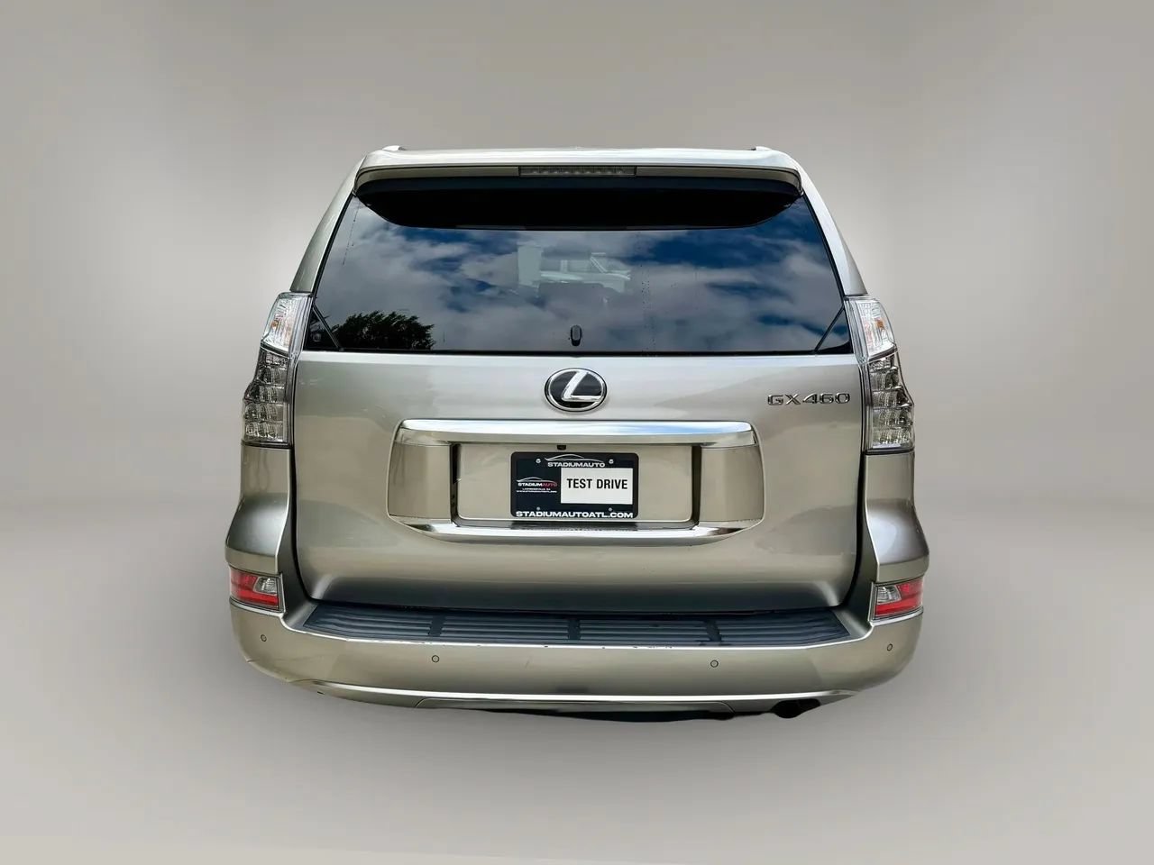 Used 2021 Lexus GX 460 Premium w/ Premium Package AWD/4WD image 4