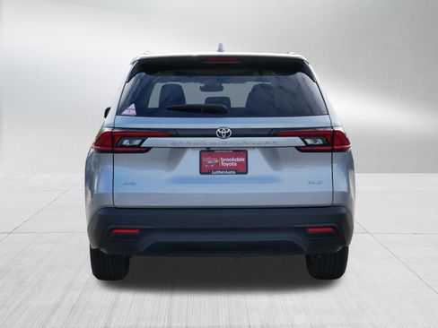 Used 2025 Toyota Grand Highlander AWD image 6
