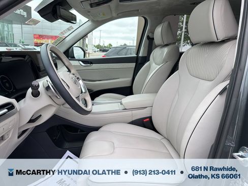 Used 2023 Hyundai Palisade Calligraphy w/ Cargo Package FWD image 4