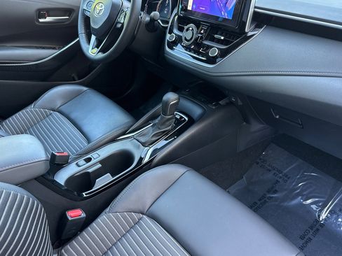 Used 2024 Toyota Corolla XSE FWD image 31